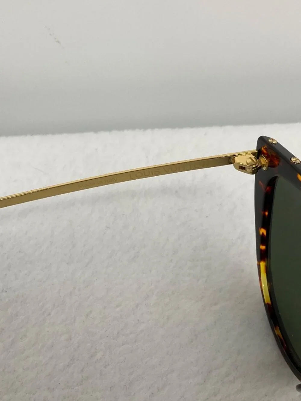 Louis Vuitton La Boum Cat-Eye Sunglasses Z1038E Noir Black studded frame